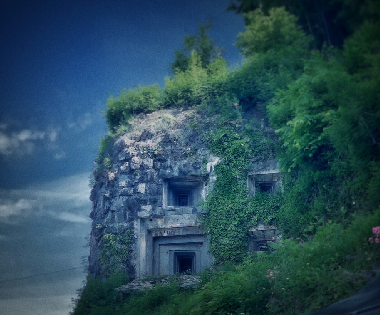 Le Fort de Chillon, un parfum de Suisse héroïque • ANTIPRESSE