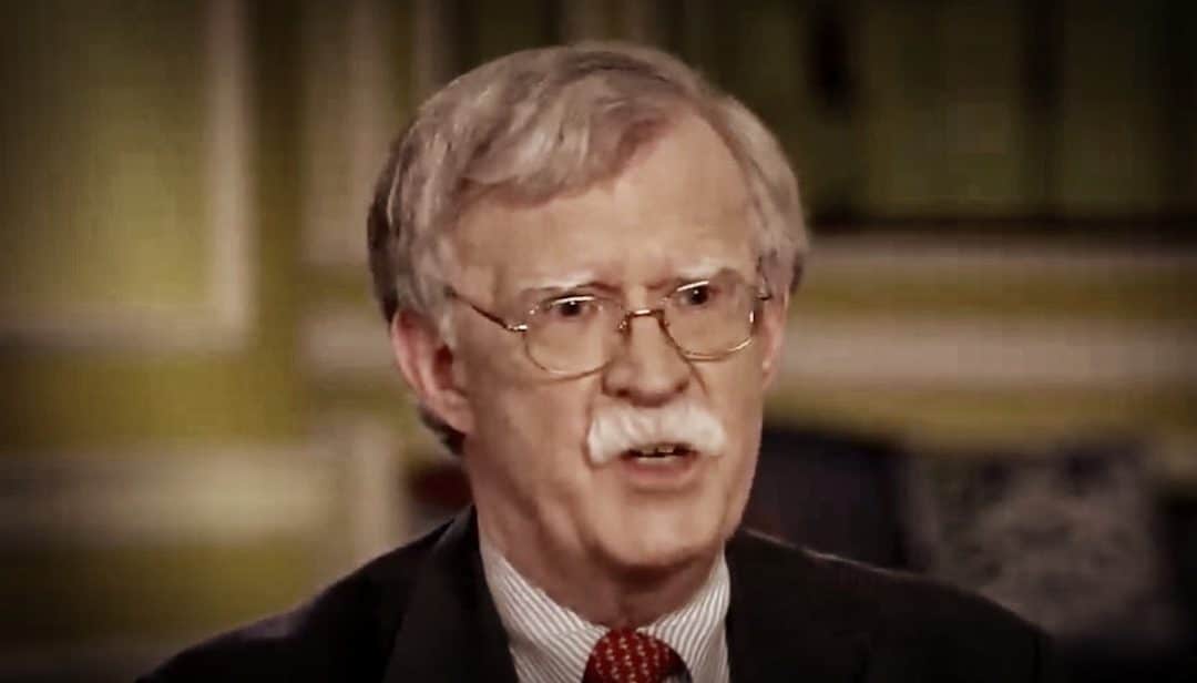 USA • Bolton vs Trump, la moustache venimeuse